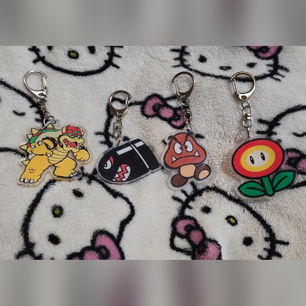 Super Mario Character Keychains Sets - Picture 2 of 3